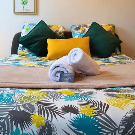 En Plein Centre De Saint-omer - A 5 Min De La Gare, Parking Prive Gratuit * Сент-Омер